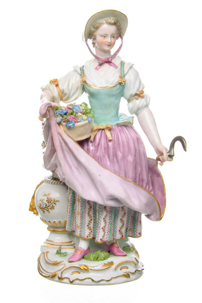Figur Gärtnermädchen mit Sichel Meissen von Victor Acier Gärtnerkinder 1. Wahl Modell C68 1763-74 Höhe:19,5cm