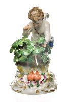 figurine Listens to Heartbeats Meissen designed by August Ringler Cubids 1st Choice form O 187 1889-1924 hight:11,5cm