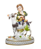 Figur Junge mit Ziege Meissen von Johann Carl Sch&ouml;nheit Allegorien 1. Wahl Modell 61270
 nach 1940 H&ouml;he:15cm