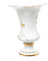 vase splendor pattern flowers painture Meissen B-form designed by Ernst August Leuteritz 1st Choice after 1970 (18,5cm)