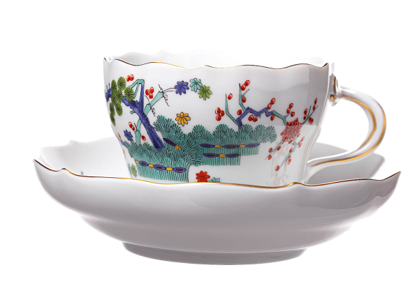 coffee cup & saucer three friends Meissen New Cutout form 00572 & 00562 1st Choice 1992 (14cm)