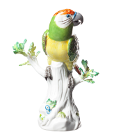 figurine parrot lookingon left side Meissen designed by Johann Carl Sch&ouml;nheit Animals 1st Choice form 77297 1989 hight:16cm