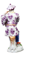 figurine Japanese man with umbrella Meissen designed by Johann Joachim K&auml;ndler Foreigner Groups 1st Choice form E32 1924-34 hight:12cm