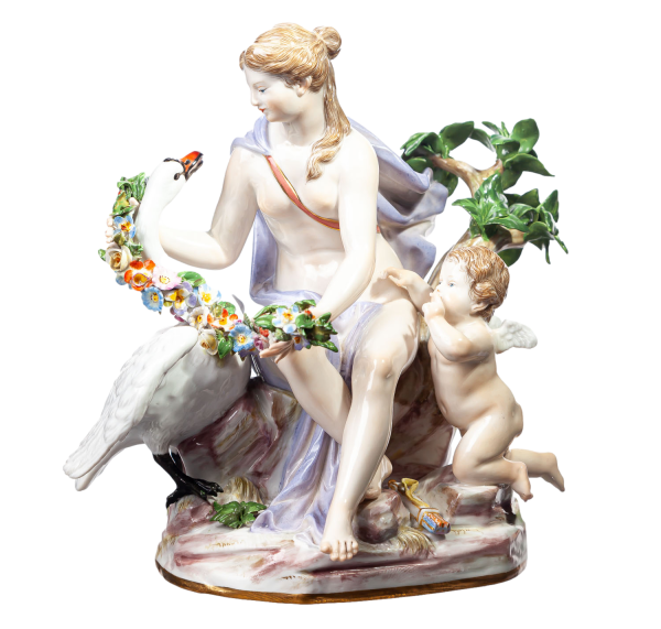 figurine Leda with swan Meissen designed by Johann Joachim Kändler mythological figurines 1st Choice form 433 1850-1924 hight:18cm