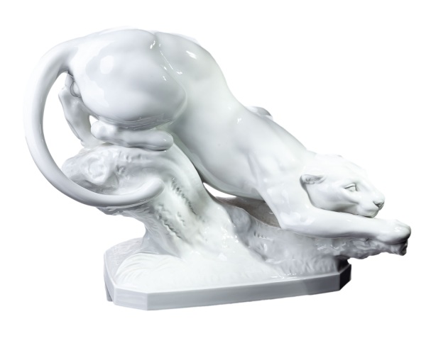 figurine sneaking panther Meissen designed by Erich Oehme Animals 1st Choice form 78934 2008 hight:28cm