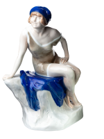 figurine bathing woman in the wind Rosenthal designed by...