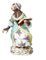 figurine singing ape Meissen designed by  Ape Chapel 1st Choice form 60014 1974 hight:12cm