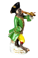 figurine French horn player Meissen designed by Johann Joachim K&auml;ndler Ape Chapel 1st Choice form 60009 1974 hight:15cm