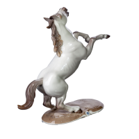 Figur steigendes Araber Pferd Nymphenburg von August G&ouml;hring Tierfiguren 1. Wahl Modell 800b nach 1960 H&ouml;he:18cm
