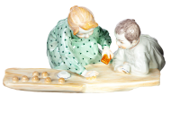 figurine two children with sand moulds Meissen designed by Konrad Hentschel Hentschel children 1st Choice form 73372 1989 hight:0cm